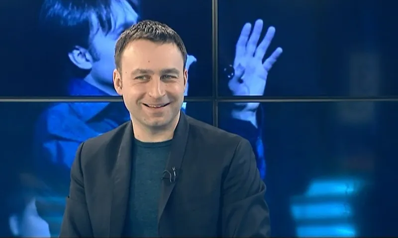 «Интервью дня» - певец-баритон Владислав Косарев	