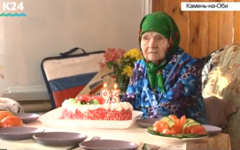 Многодетным и малоимущим оказывают юридическую, психологическую и социальную поддержку в рамках проекта «Социальный десант»