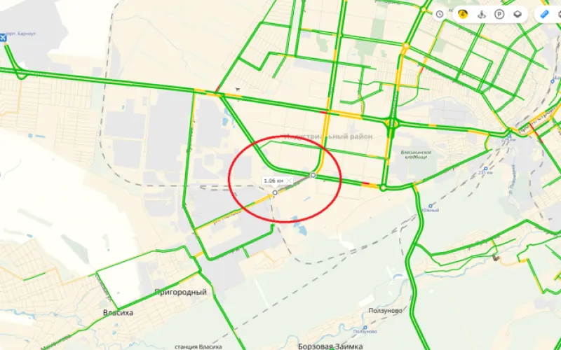 Пробка длиной более километра собралась в результате ДТП 