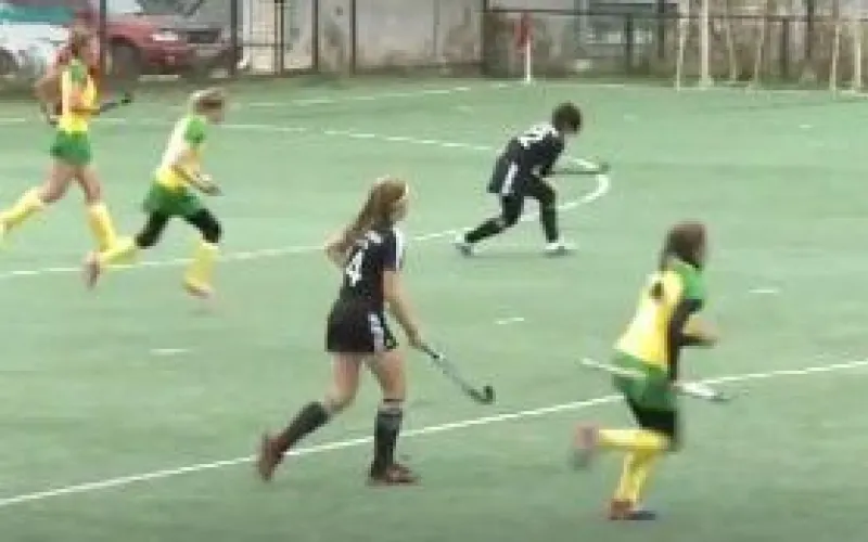 Хоккеистки «Коммунальщика» и «Юности Алтая» – в сборных страны, «Алтай-АГАУ» и чемпионат по волейболу среди команд высшей лиги «Б»: спортивные события Алтайского края