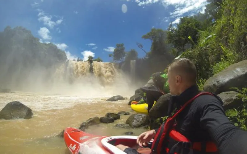 Реки Мадагаскара покоряют алтайские каякеры