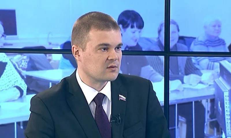 «Интервью дня»: обучение пожилых людей компьютерной грамотности