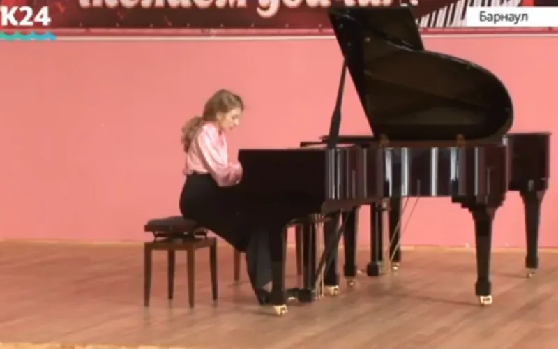 Барнаульская пианистка, которая стала победительницей международного конкурса, рассказала о подготовке к концертам