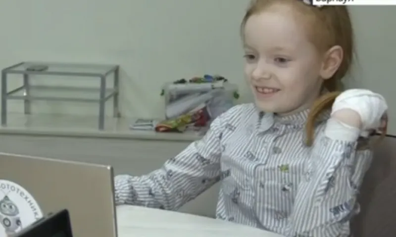 Мечту 7-летней Саши Ковальчук озвучить мультфильм помог осуществить телеканал «Катунь 24»
