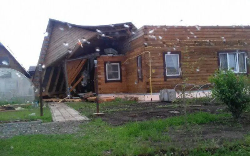 Жители поселка Сибирская долина остались без крыши над головой