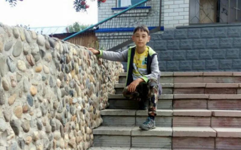 Футболисты сборной России исполнили мечту мальчика из Алтайского края