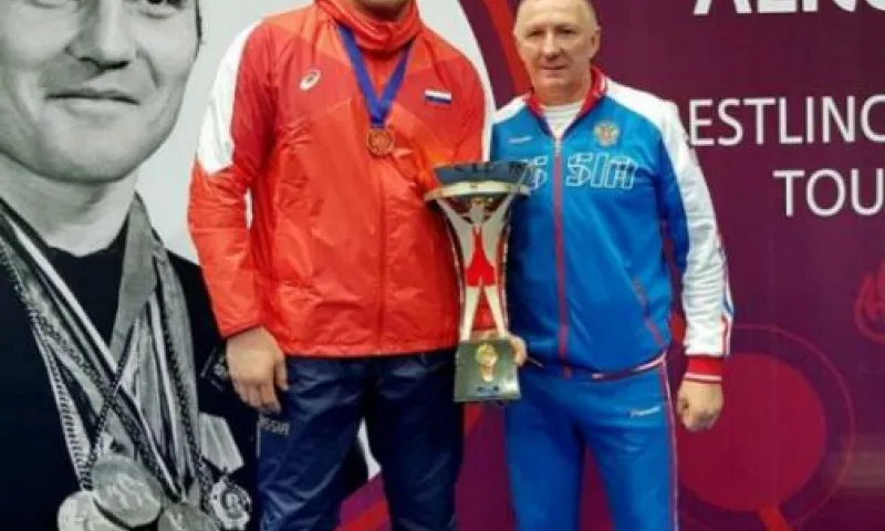 Алтайский борец в составе сборной России выиграл международный турнир