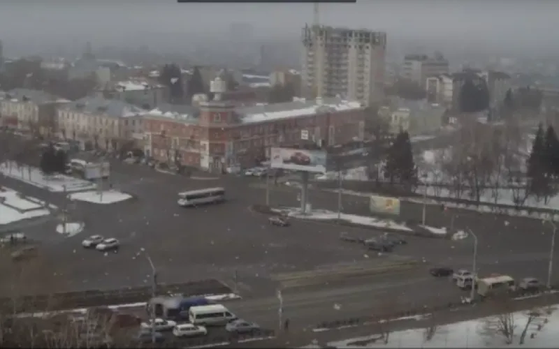 Веб-камеры К24: зима не хочет покидать Барнаул 
