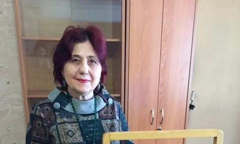 «Серебряные» волонтеры пришли на помощь жительнице Барнаула
