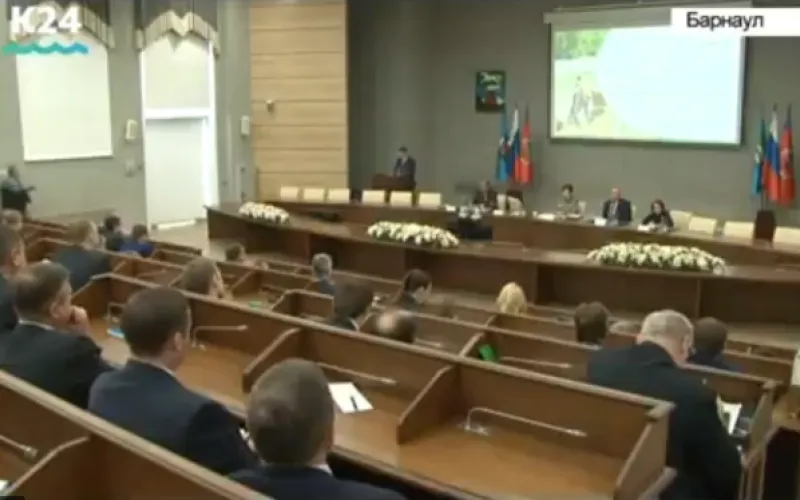 Глава Барнаула отчитался о социально-экономическом развитии города