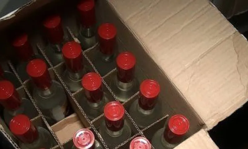 Группа лиц производила и реализовывала суррогатный алкоголь на территории Алтайского края