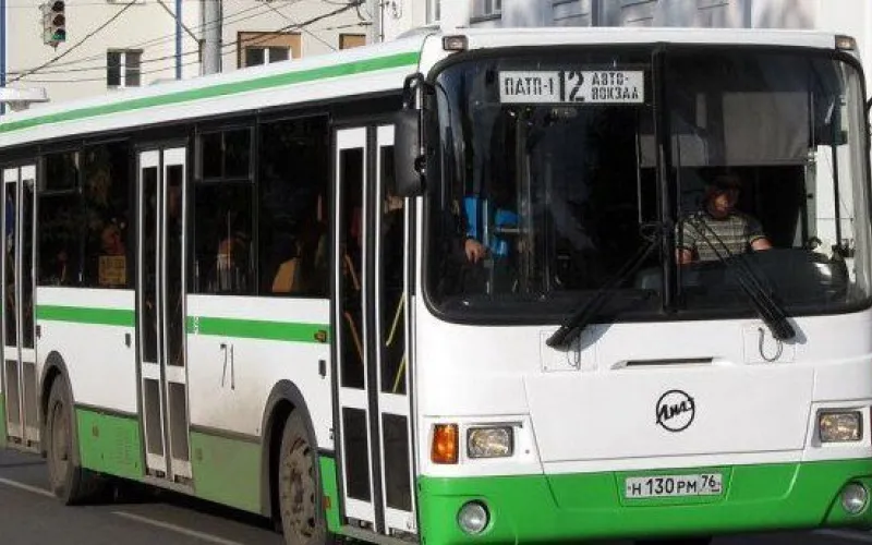 Барнаульцы смогут бесплатно доехать до кладбищ в Родительский день 