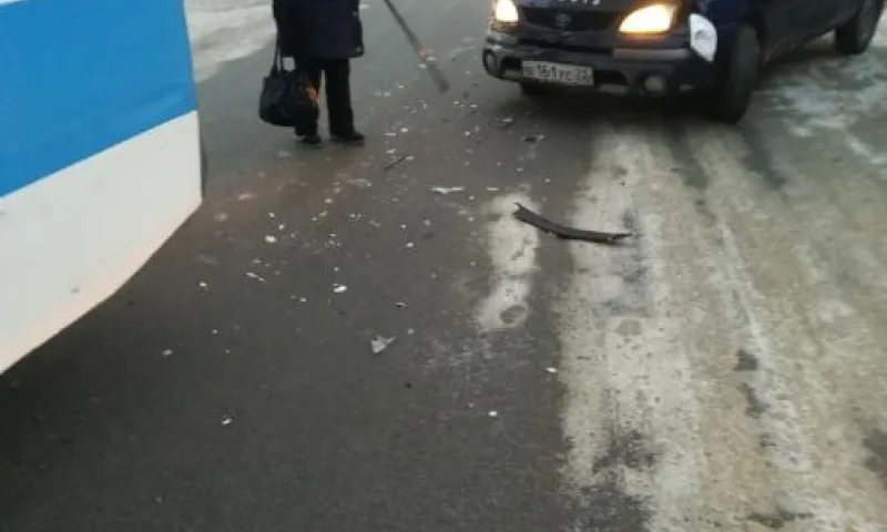ДТП с участием троллейбуса произошло в Барнауле 