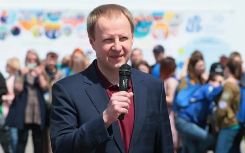 Виктор Томенко обсудит с аграриями ход посевной в Алтайском крае