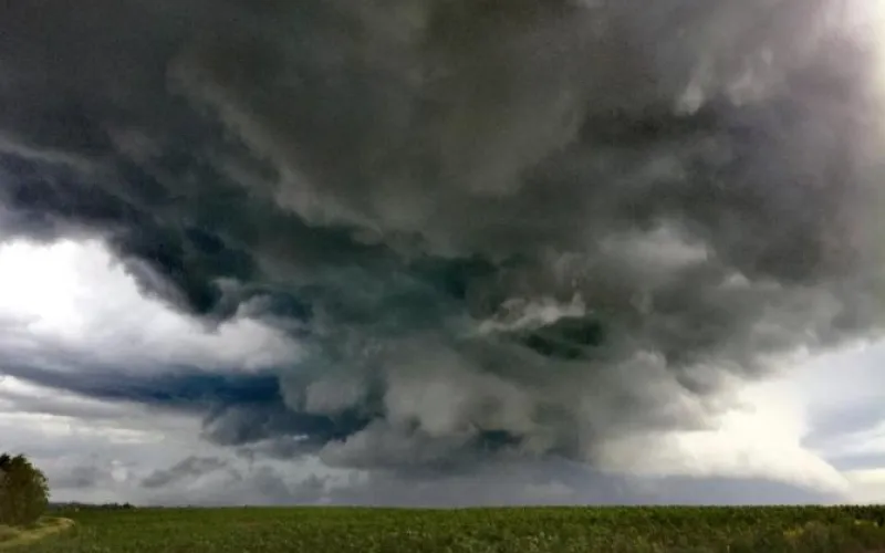 Ураганы и град: Алтайский край окажется под ударом стихии