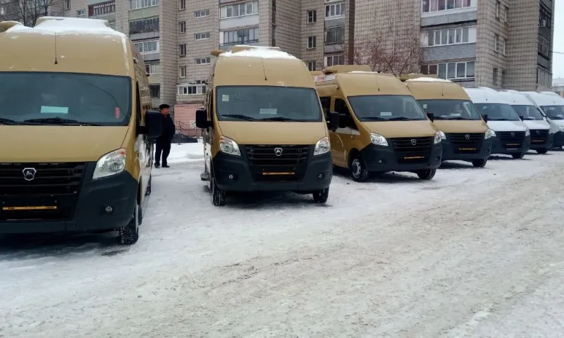 Районы Алтайского края получат 11 медицинских автомобилей