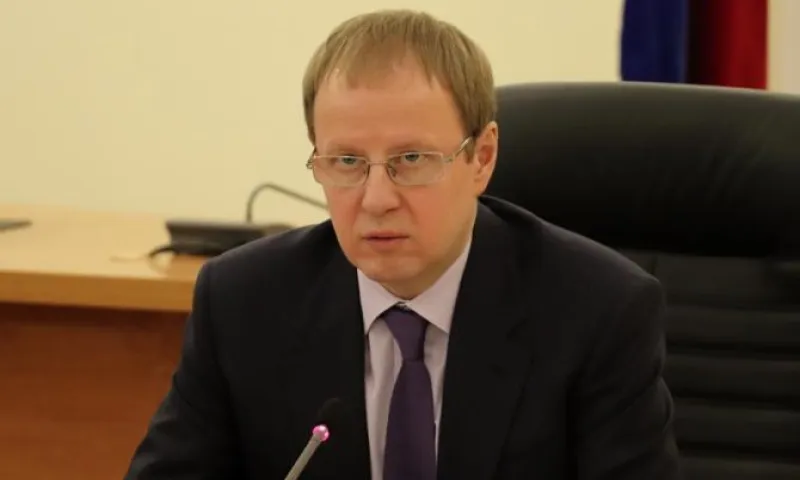 Виктор Томенко поручил создать резерв на случай устранения коммунальных аварий
