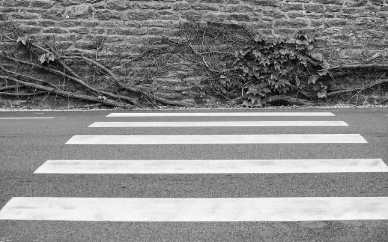 Мужчину сбили на пешеходном переходе в Барнауле