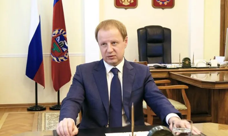 Виктор Томенко поздравил военных с Днём защитника Отечества