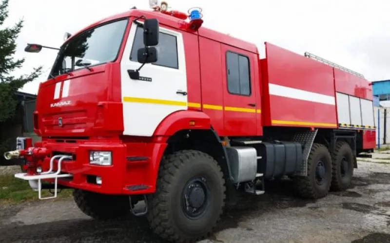 Новая спецтехника появилась в аэропорту Барнаула