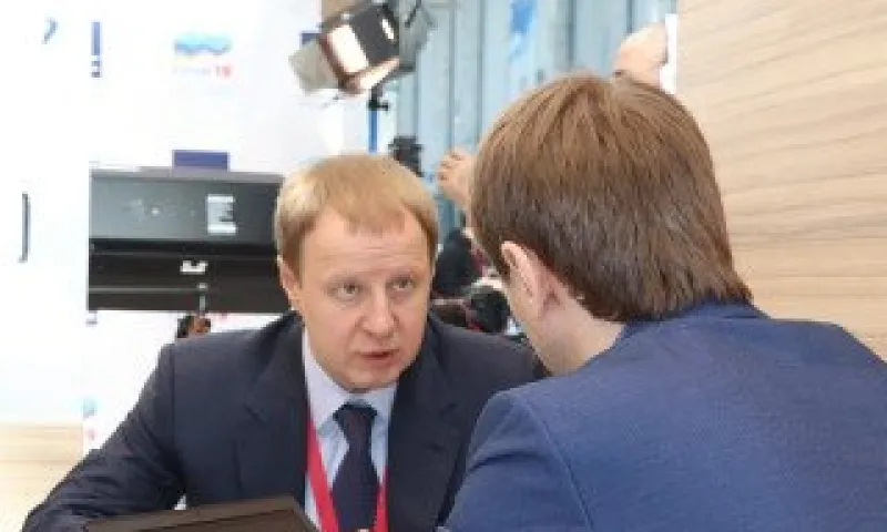Виктор Томенко встретился с главой компании, которая завершает в Барнауле строительство центра позитронно-эмиссионной томографии