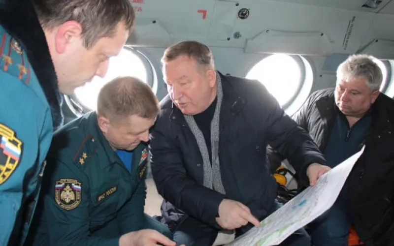 Александр Карлин поручил восстановить транспортное сообщение в пострадавших от паводка районах