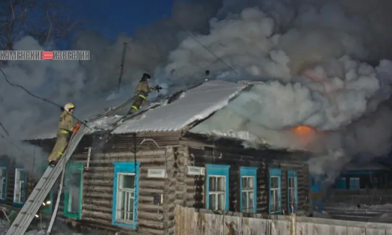 Видео: мужчина погиб в результате пожара в Алтайском крае