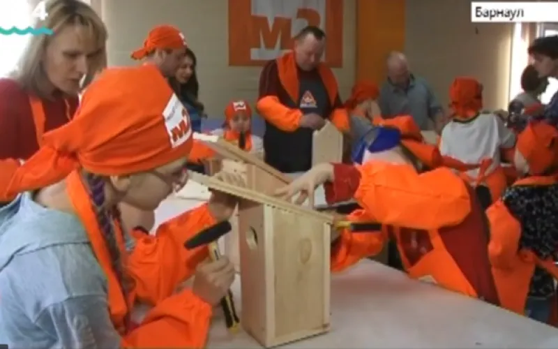 Первая общественная столярная мастерская открылась в Барнауле