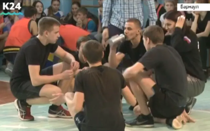 Первенство по алтайскому регбиболу прошло в Барнауле 