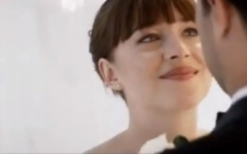 Предпоказ заключительной части трилогии «50 оттенков серого» прошел в Барнауле