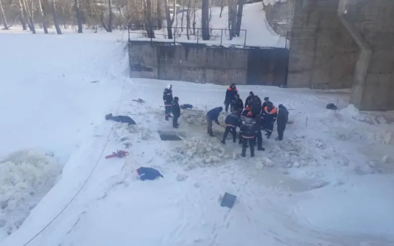 Следственный комитет проводит проверку несчастного случая по факту падения мальчика под лёд 