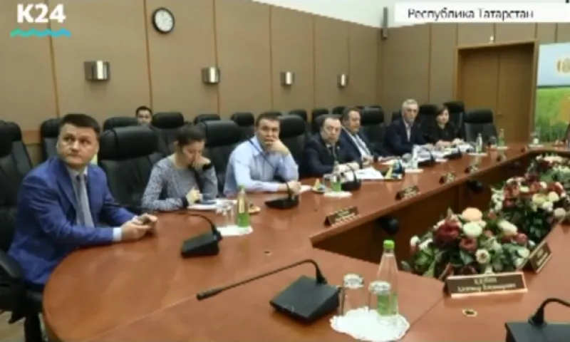 Делегация Алтайского края во главе с Виктором Томенко работает в Татарстане