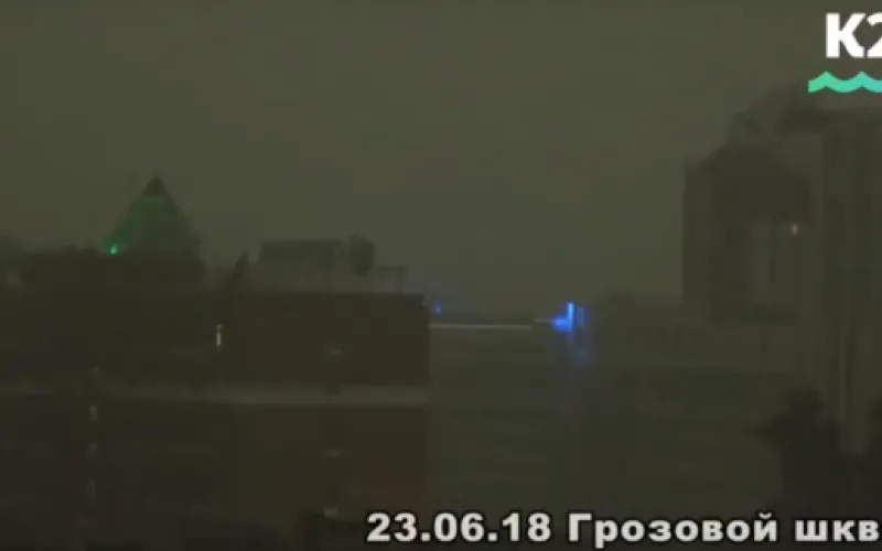Грозовой шквал обрушился на Барнаул