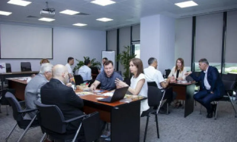 Делегация Алтайского края провела переговоры с 30 компаниями в Азербайджане