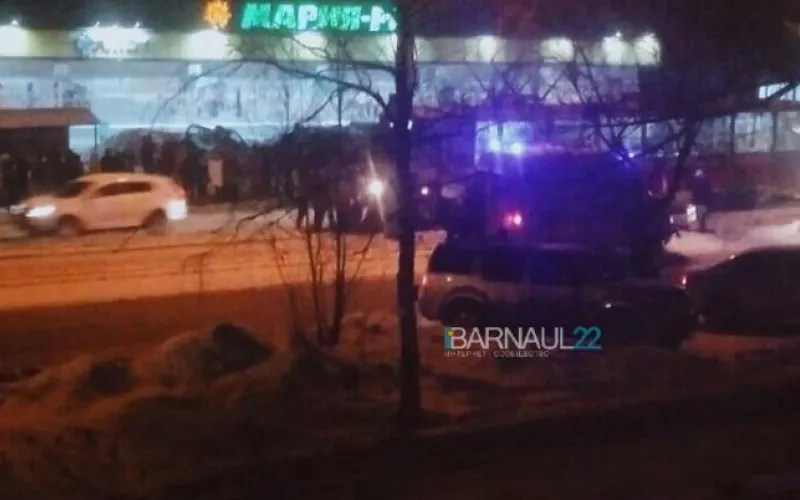 Трамвай сбил человека в Барнауле 