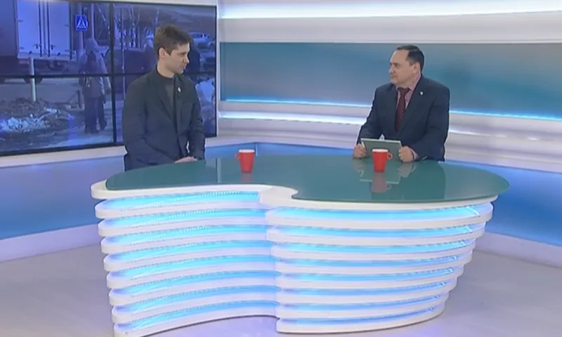 «Интервью дня»: председатель экспертной комиссии филологов по проверке работ «Тотального диктанта», кандидат филологических наук Артём Шмаков