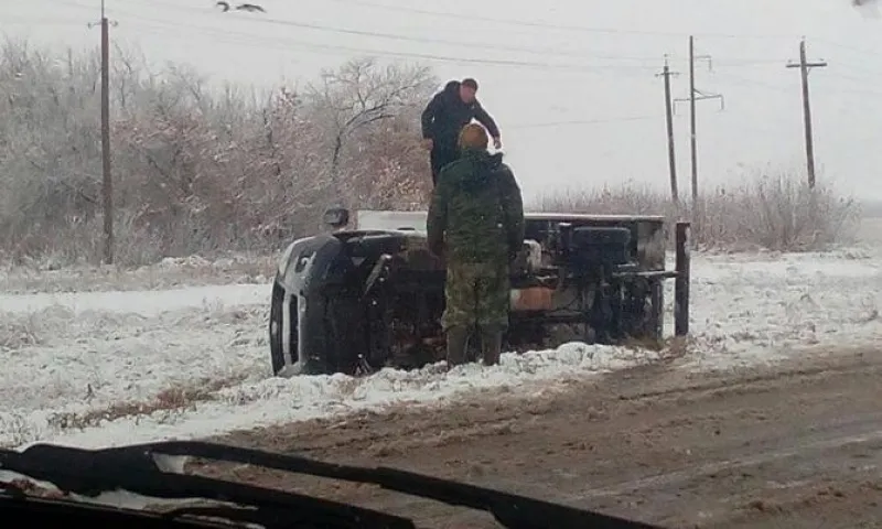 Снег и метель затруднили движение на алтайских трассах