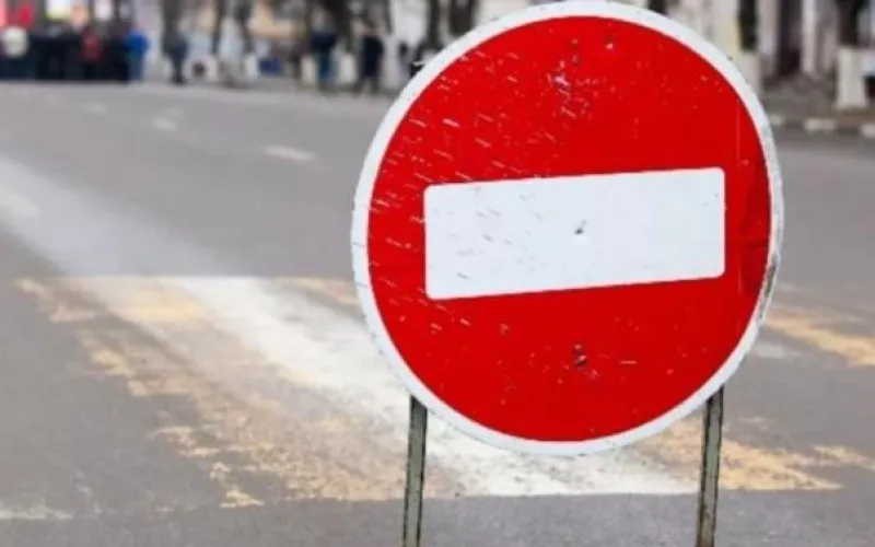 Движение на оживленном участке в Барнауле закрыто