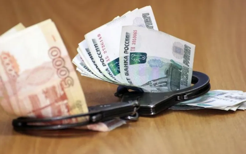 Житель Алтайского края пойдет под суд за взятку сотруднику ГИБДД