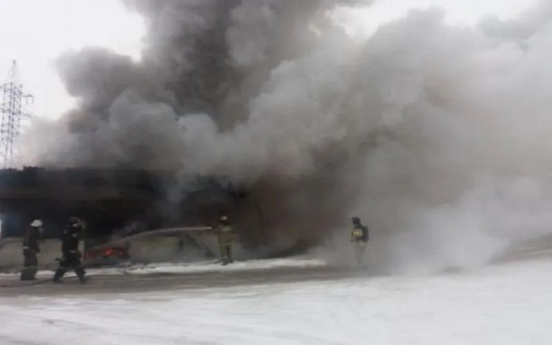 Пожар произошёл на улице Трактовой в Барнауле 