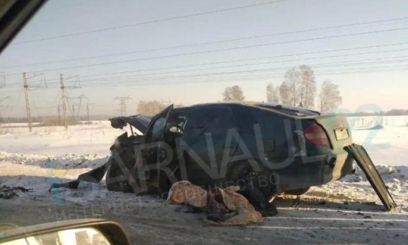 Водитель погиб в результате двойного ДТП в Алтайском крае