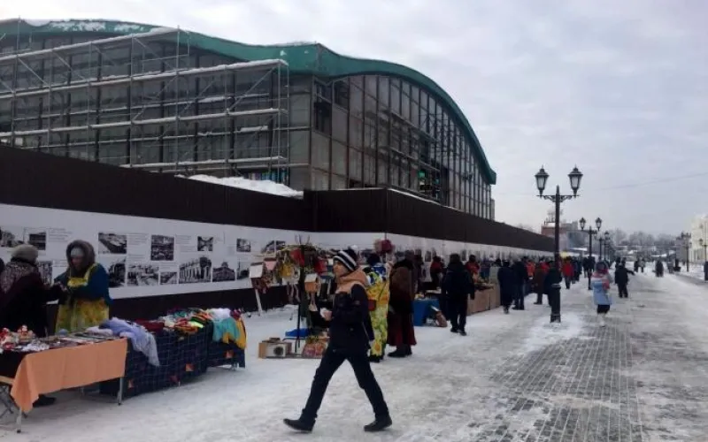 Праздник, посвященный Международному женскому дню, прошёл на пешеходной улице в Барнауле 