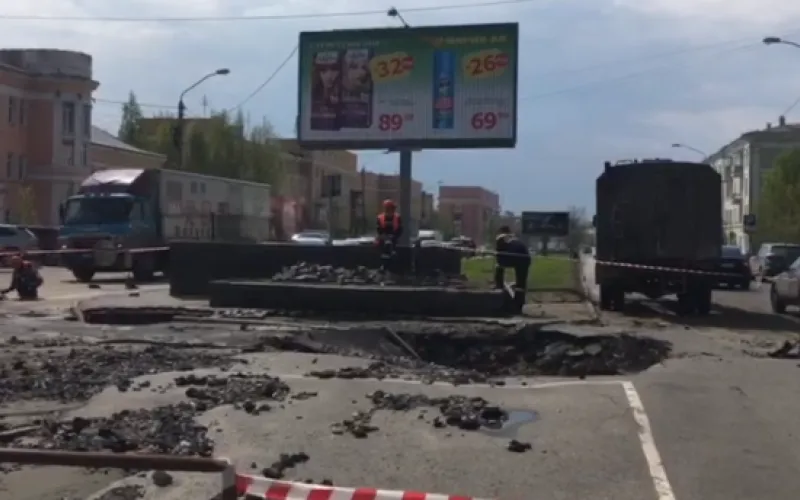 В результате коммунальной аварии пострадали 2 жителя Барнаула 