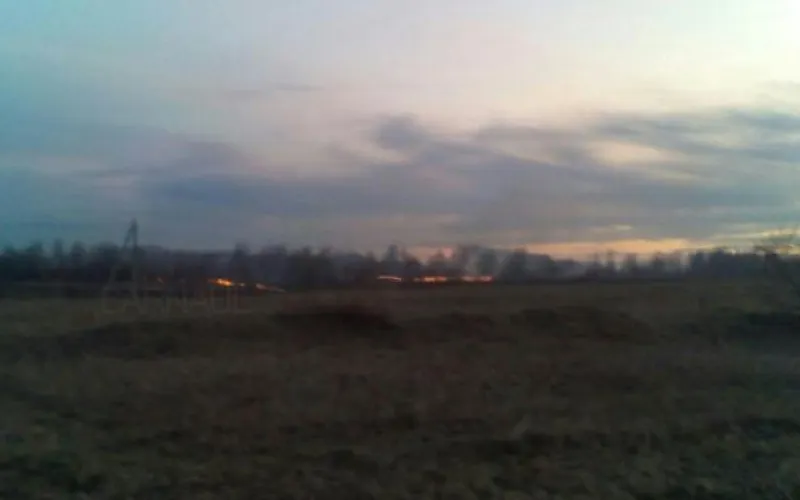 Очевидцы сообщили о пожаре на поле в Алтайском крае 