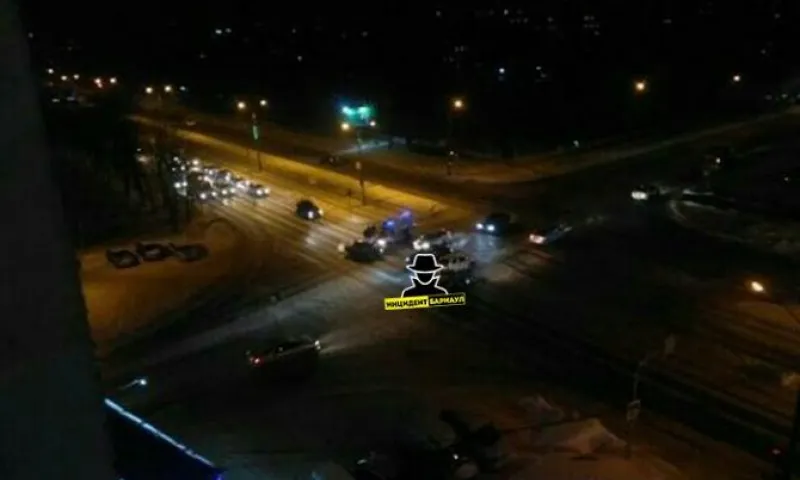 ДТП с участием скорой произошло в Барнауле 