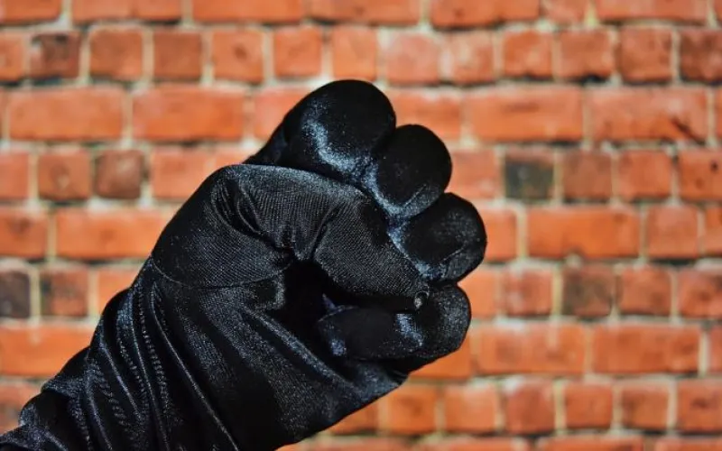 Преступники напали на оператора и ограбили АГЗС в Алтайском крае