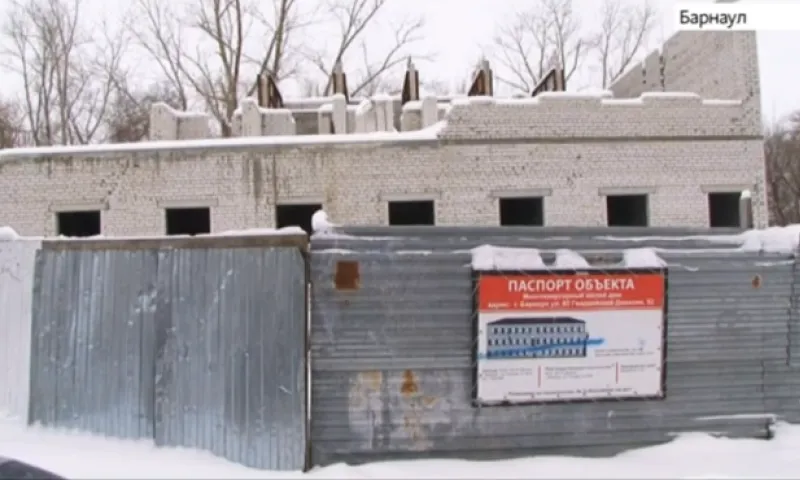 Барнаульские дольщики подозревают застройщика в мошенничестве 