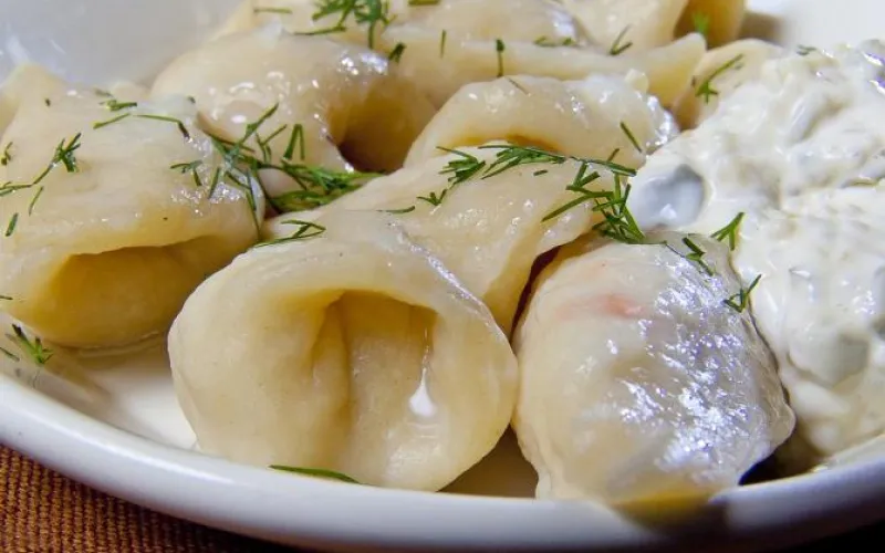 Опасные для здоровья пельмени продаются в Алтайском крае