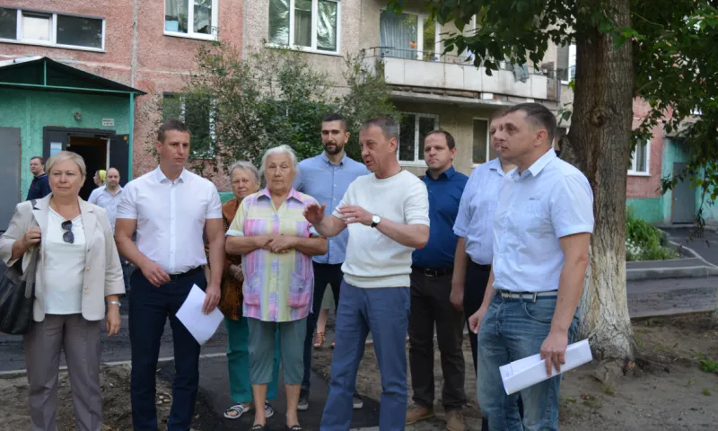 Несколько десятков дворов Барнаула ждёт капитальный ремонт