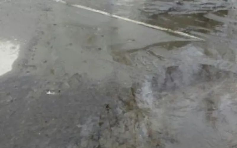 Коммунальный фонтан: в Бийске начали промывку водопроводных сетей